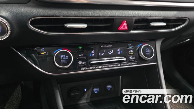 Hyundai Sonata (DN8) 1.6 Turbo Premium Family 2021 — фото 15