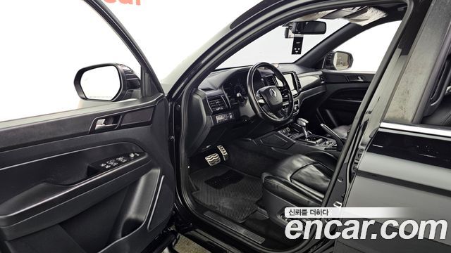 KG Mobility (SsangYong) Rexton Sports Khan Diesel 2.2 4WD Dynamic Edition (5-Link) 2021 — фото 10