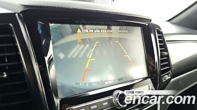 KG Mobility (SsangYong) Rexton Sports Khan Diesel 2.2 4WD Dynamic Edition (5-Link) 2021 — фото 15