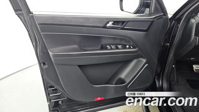 KG Mobility (SsangYong) Rexton Sports Khan Diesel 2.2 4WD Dynamic Edition (5-Link) 2021 — фото 24