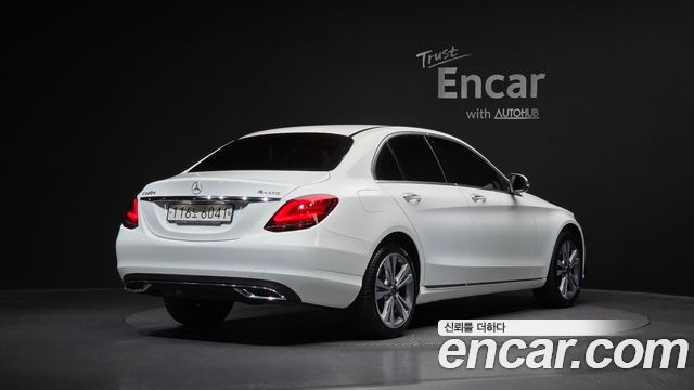 Mercedes-Benz C-Class (W205) C220 d 4MATIC 2020 — фото 2