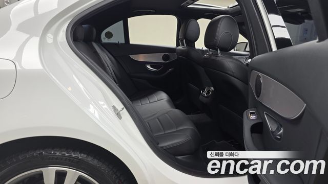 Mercedes-Benz C-Class (W205) C220 d 4MATIC 2020 — фото 11