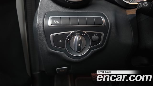 Mercedes-Benz C-Class (W205) C220 d 4MATIC 2020 — фото 20