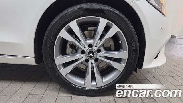 Mercedes-Benz C-Class (W205) C220 d 4MATIC 2020 — фото 21