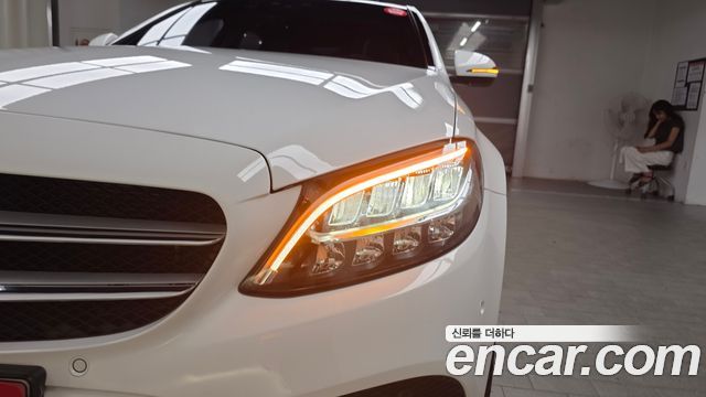 Mercedes-Benz C-Class (W205) C220 d 4MATIC 2020 — фото 22