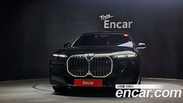 BMW i7 (G70) eDrive 50 M Sport 2024 — фото 3
