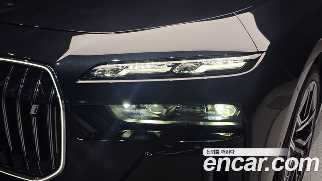 BMW i7 (G70) eDrive 50 M Sport 2024 — фото 22