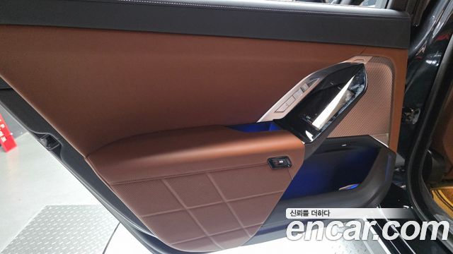BMW i7 (G70) eDrive 50 M Sport 2024 — фото 25