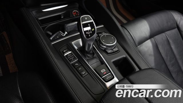 BMW X6 (F16) xDrive 30d 2016 — фото 9