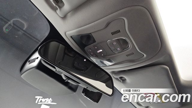 Jeep Renegade 2.4 Longitude 2017 — фото 20