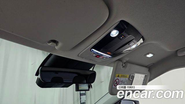 Kia EV6 Long Range Light 2023 — фото 17