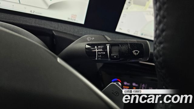 Kia EV6 Long Range Light 2023 — фото 27
