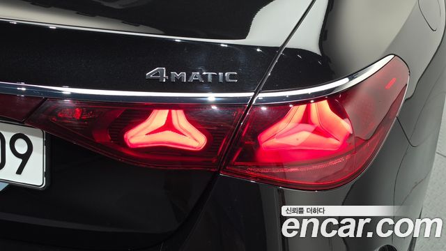 Mercedes-Benz E-Class (W214) E300 4MATIC AMG Line 2025 — фото 29