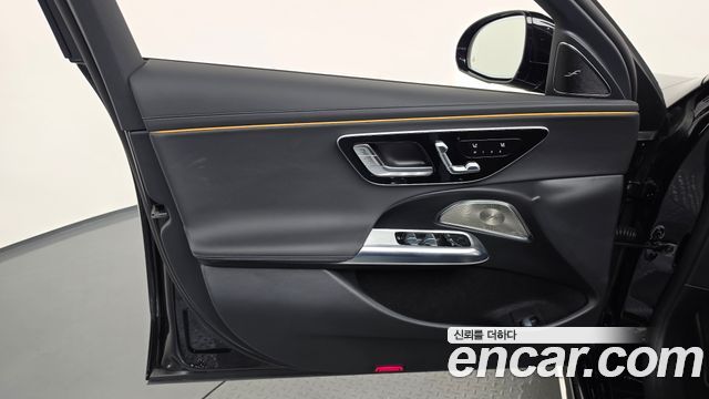 Mercedes-Benz E-Class (W214) E300 4MATIC AMG Line 2025 — фото 30