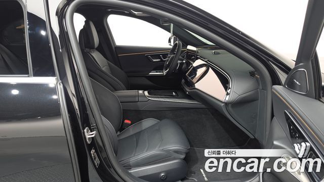 Mercedes-Benz E-Class (W214) E300 4MATIC AMG Line 2025 — фото 32