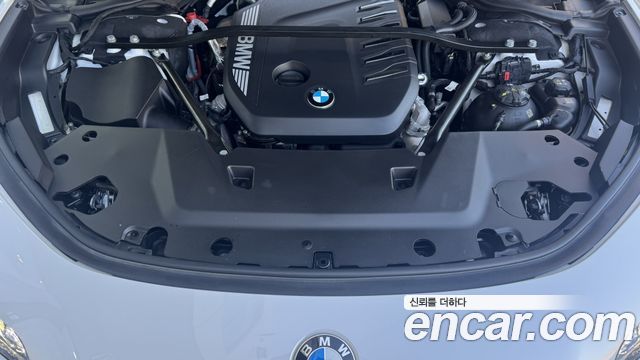 BMW 7 Series (G70) 740d xDrive Design Pure Excellence 2023 — фото 6