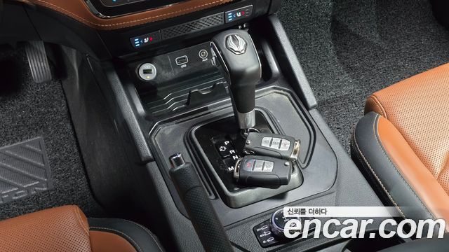 KG Mobility (SsangYong) Rexton Sports Khan Diesel 2.2 4WD Noblesse (5-Link) 2021 — фото 9
