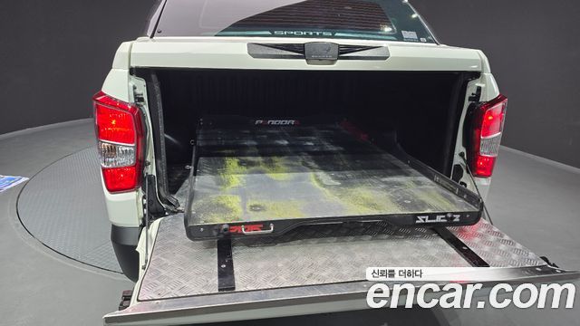 KG Mobility (SsangYong) Rexton Sports Khan Diesel 2.2 4WD Noblesse (5-Link) 2021 — фото 24