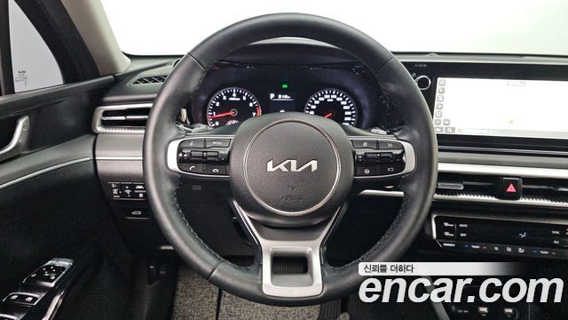 Kia K5 (III) 2.0 Prestige 2023 — фото 15
