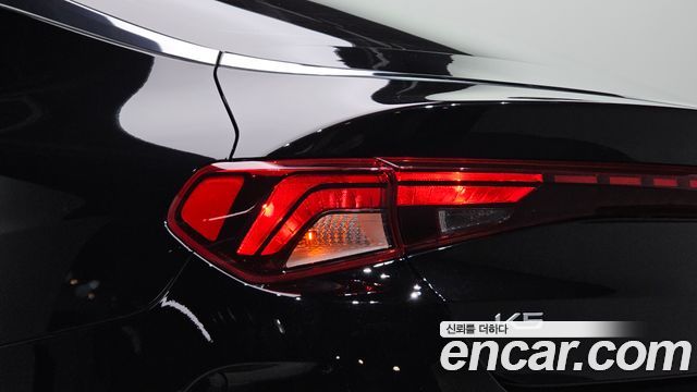 Kia K5 (III) 2.0 Prestige 2023 — фото 23