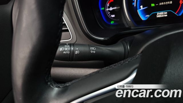 Renault Korea QM6 2.0 GDe RE Signature 2WD 2020 — фото 32