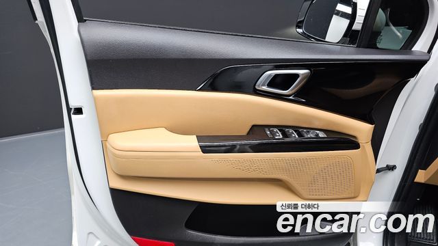 Kia Carnival (IV) Gasoline 9-Seater Noblesse 2023 — фото 24