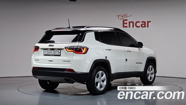 Jeep Compass (II) 2.4 Limitied AWD 2019 — фото 2