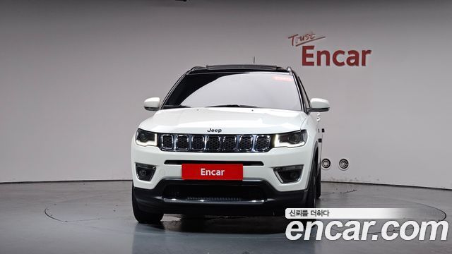 Jeep Compass (II) 2.4 Limitied AWD 2019 — фото 3