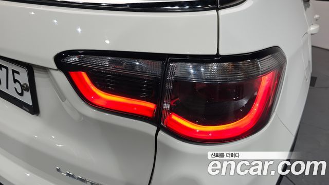 Jeep Compass (II) 2.4 Limitied AWD 2019 — фото 23