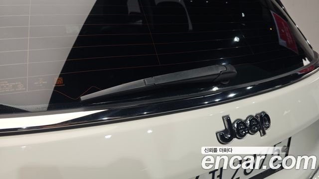 Jeep Compass (II) 2.4 Limitied AWD 2019 — фото 35