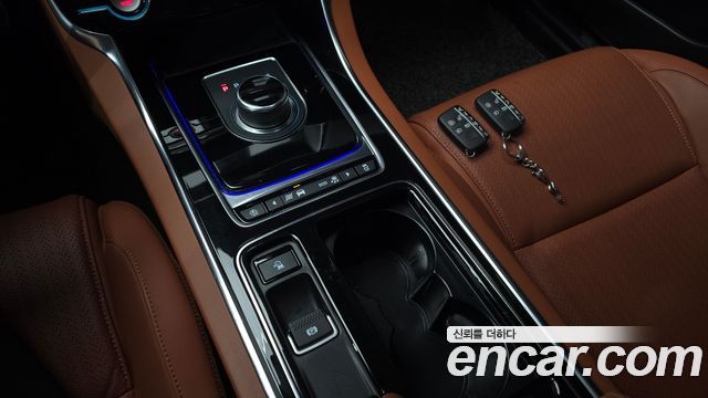 Jaguar XE 20d Portfolio 2019 — фото 9