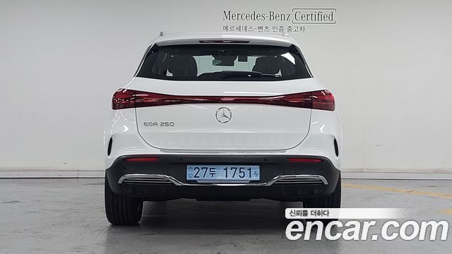 Mercedes-Benz EQA (H243) EQA250 AMG Line 2026 — фото 4