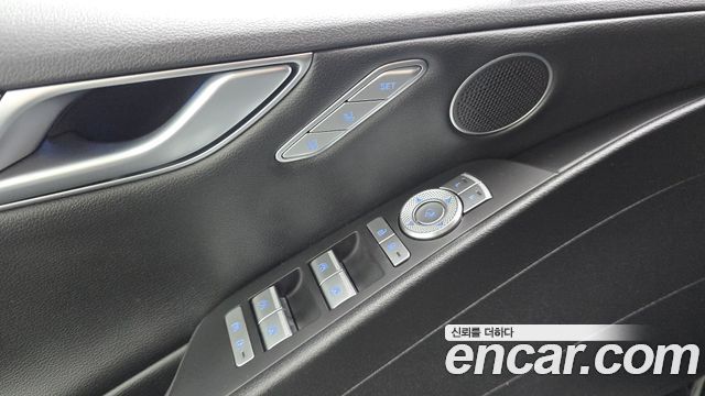 Genesis G80 (RG3) Gasoline 3.5 Turbo 2WD 2022 — фото 20