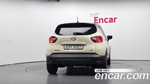 Renault Korea QM3 LE 2015 — фото 4