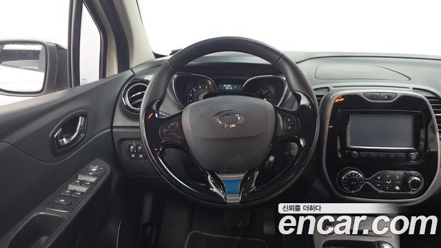 Renault Korea QM3 LE 2015 — фото 16