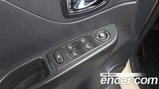 Renault Korea QM3 LE 2015 — фото 33