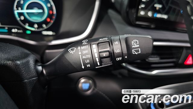 Hyundai Santa Fe Gasoline 2.5T 2WD Prestige 2021 — фото 14
