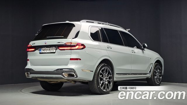 BMW X7 (G07) xDrive 40i M Sport 7STR 2025 — фото 2