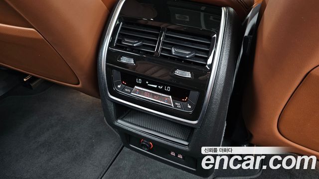 BMW X7 (G07) xDrive 40i M Sport 7STR 2025 — фото 18