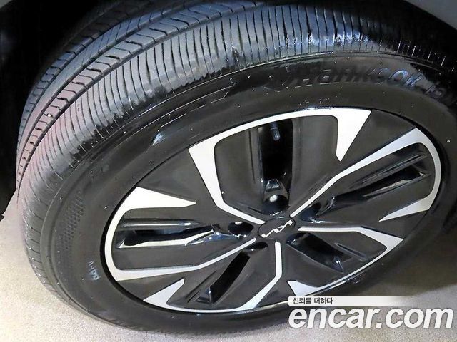 Kia EV6 Long Range 4WD Air 2024 — фото 24