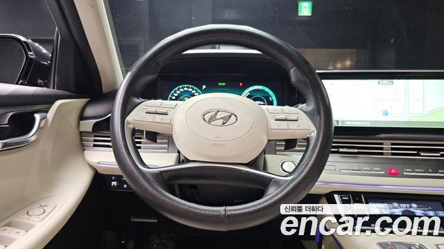 Hyundai Grandeur Hybrid (IG) Le Blanc 2022 — фото 13