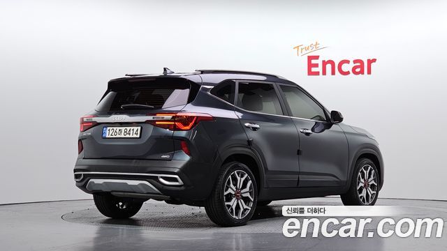Kia Seltos Gasoline 1.6 Turbo 4WD Signature 2023 — фото 2