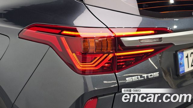 Kia Seltos Gasoline 1.6 Turbo 4WD Signature 2023 — фото 23