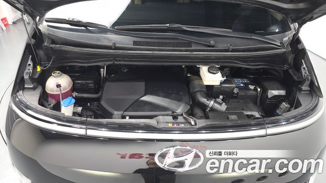 Hyundai Staria Cargo 3-Seater Modern 2023 — фото 6