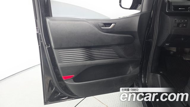 Hyundai Staria Cargo 3-Seater Modern 2023 — фото 24
