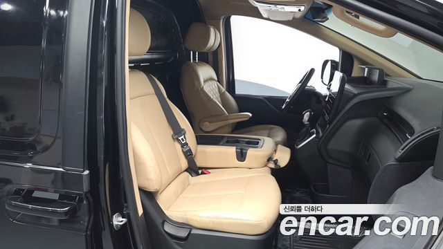 Hyundai Staria Cargo 3-Seater Modern 2023 — фото 26