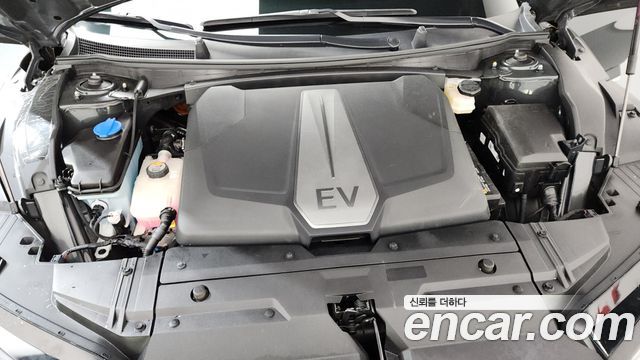 Kia EV6 Long Range Air 2023 — фото 6