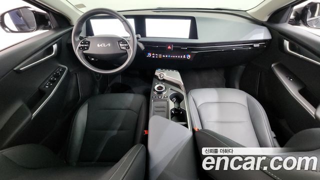Kia EV6 Long Range Air 2023 — фото 7