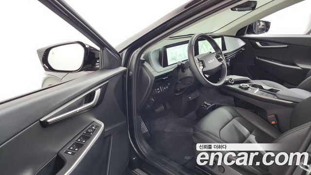 Kia EV6 Long Range Air 2023 — фото 10