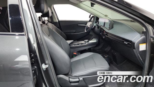 Kia EV6 Long Range Air 2023 — фото 26